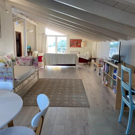 Sunny Apartment With Mountain View Patras Bagian luar foto